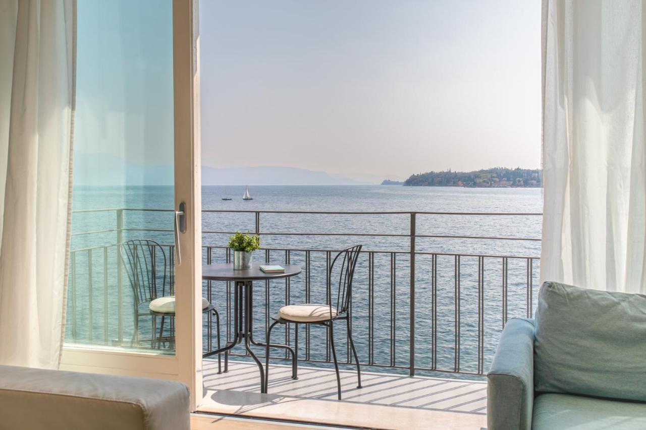 Luxury Lake View Apartments Salò Exterior foto